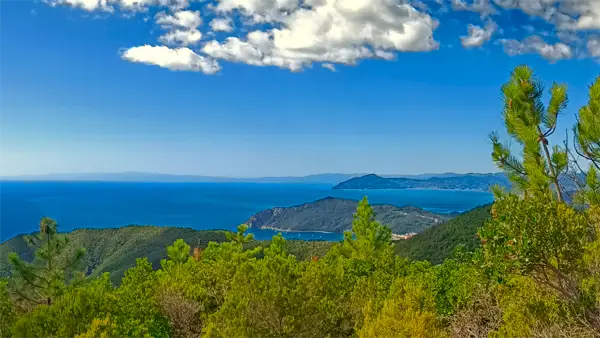Panorama verso Portofino e la Riviera